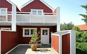 4 Person Holiday Home In Bl Vand